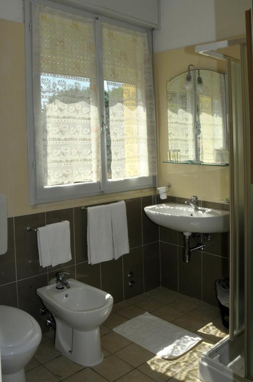 Hotel Levante Cervia Kültér fotó